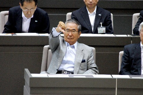 日媒：“暴走老头”石原慎太郎盯上副首相位置